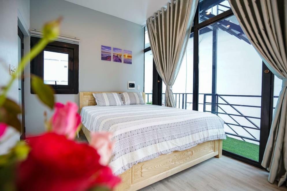 Almor Hostel With Pool In Right Center Ха Лонг Екстериор снимка