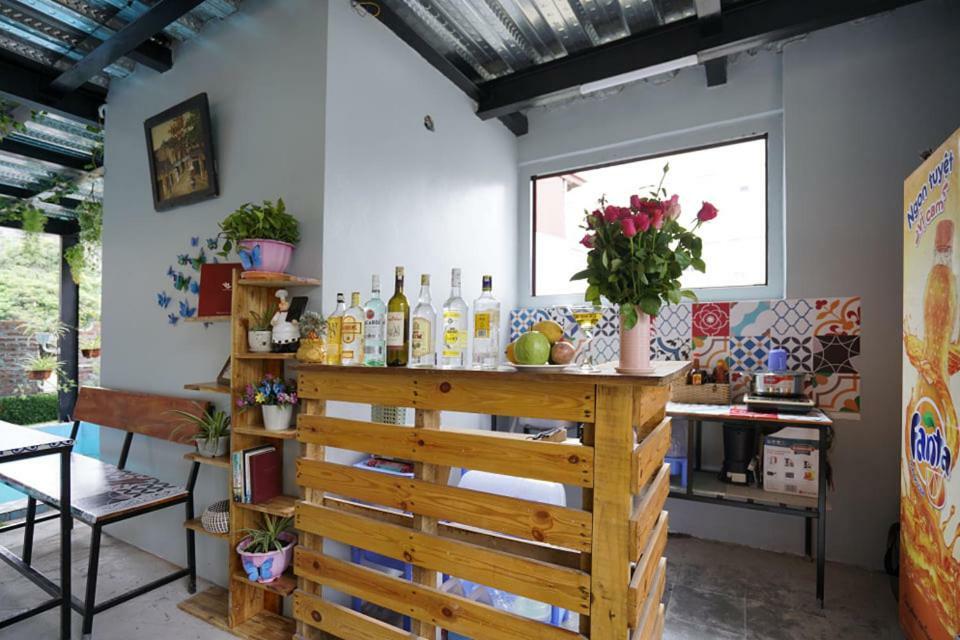 Almor Hostel With Pool In Right Center Ха Лонг Екстериор снимка